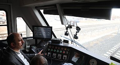 Konya Büyükşehir Belediye Başkanı Altay, raylı sistem yatırımlarını inceledi