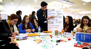 Lise öğrencileri, geleceğin şehirlerini tasarladı