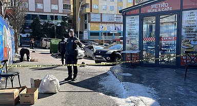Lokantada bir kişiyi vurup, içeride bulunanları rehin aldı