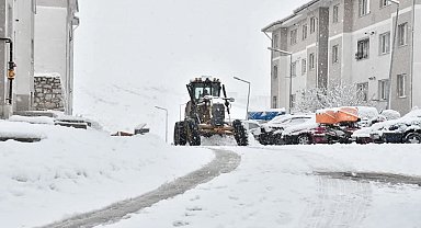 Malatya'da 320 mahalle yolu kardan kapandı
