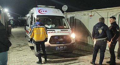 Malatya'da polis memurunu bıçakla yaralayan şüpheli ayağından vurularak yakalandı