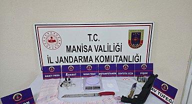 Manisa'da uyuşturucu ve silah operasyonu: 5 gözaltı