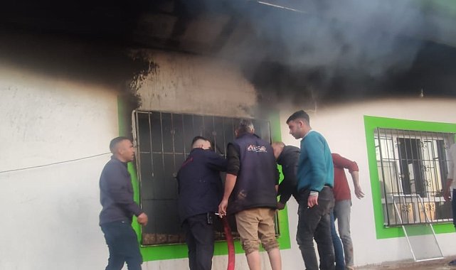 Mardin'de, evde çıkan yangında 2 kişi dumandan etkilendi