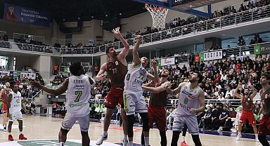 Merkezefendi Belediyesi Basket - Karşıyaka: 95-71