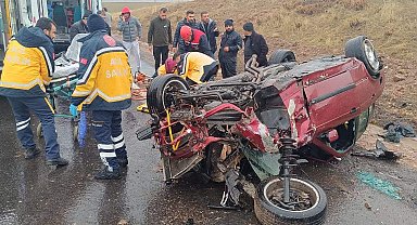Nevşehir'de devrilen otomobildeki 3 kişi yaralandı