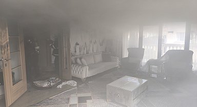 Nusaybin'de ev yangınında 10 kişi dumandan etkilendi