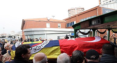 Ogün Altıparmak son yolculuğuna uğurlandı