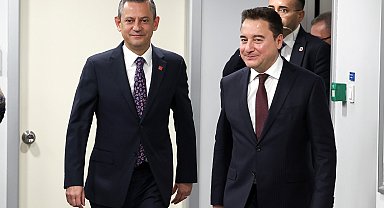 Özgür Özel: Toplantının özeti o fotoğraf karesidir