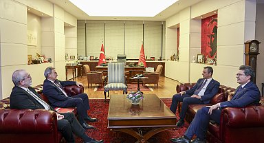 Özgür Özel, Zafer Partisi Genel Başkanvekili ve Genel Başkan Yardımcısı ile görüştü