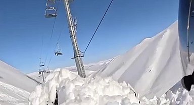 Palandöken'de kayakçılara kapalı olan alana çığ düştü