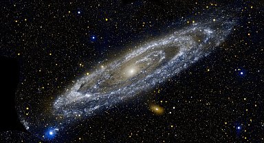 Samanyolu'nun 30 katı büyüklüğünde galaksi keşfedildi