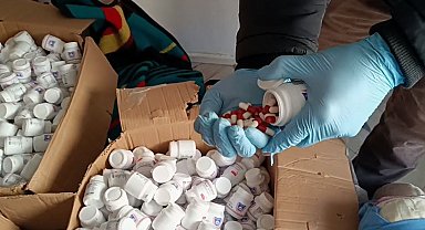 Samsun'da 170 bin sentetik ecza ele geçirildi; ikizlere gözaltı