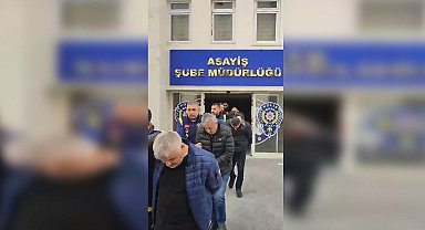 Şantaj ve tehditle imzalattıkları senetlerle 17 milyon liralık vurgun yapan çete çökertildi: 5 gözaltı