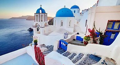 Santorini'de OHAL ilan edildi
