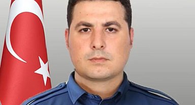 Şapkasını taktığı şehit babasını selam vererek uğurladı