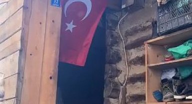 Şehidin annesine ev sözünü bakanlık yerine getirecek