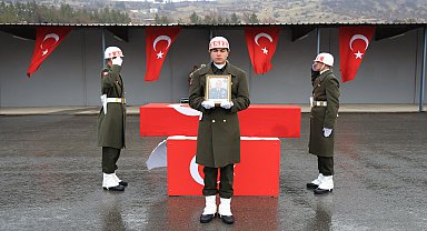 Şehit Binbaşı Kemal Yetişen için Şırnak'ta tören