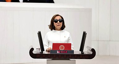 Serap Yazıcı Özbudun: Özgür Özel, CHP'ye katılmamdan memnun olacağını söyledi