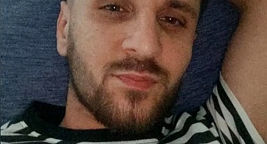 Sevgilisini öldürdükten sonra arkadaşıyla mesajlaşmış