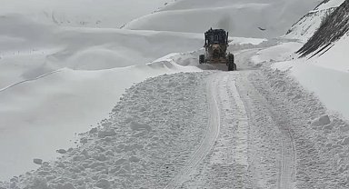 Siirt'in 3 ilçesinde taşımalı eğitime 1 gün ara