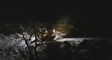 Siirt'te 92 köy yolu kardan kapandı