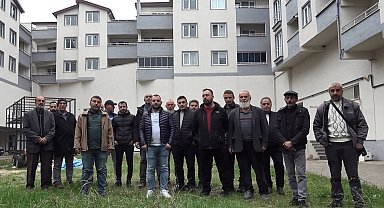 Tapu devri krizi 41 kişi ile müteahhidi de mağdur etti; yer sahipleri dükkanlara kilitlerini kırıp girdi