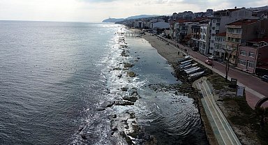 Tekirdağ'da deniz 10 metre çekildi; 'Kral Yolu' ortaya çıktı
