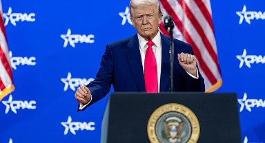 Trump, kıymetli madenler anlaşmasını imzalamak üzere Zelenskiy'nin Beyaz Saray'a geleceğini açıkladı