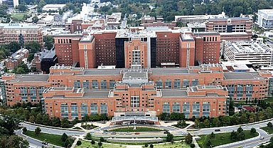 Trump yönetimi biyomedikal araştırma fonlarında kesintiye gideceğini duyurdu