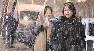 Van'da kar ve tipi etkili oldu