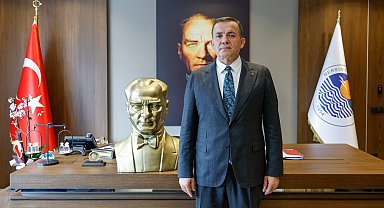 Yenişehir Belediyesi, Paris'te çalınan Atatürk Büstünün yerine yenisini gönderdi