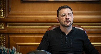 Zelenskiy, savaşı sona erdirme planı oluşturulduktan sonra Putin ile görüşeceğini açıkladı