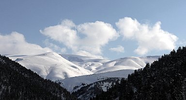 Zigana Dağı'nda kar güzelliği