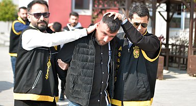15 milyon haraç kesilen iş insanını tabancayla vuran şüpheli ile ağabeyi yakalandı