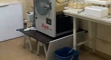 'Gen' tedavisi adı altında hastalardan binlerce dolar talep eden polikliniğin laboratuvarı mühürlendi