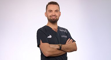 'Kadınlara saç ekimi yaparken kişiye özel planlama gerçekleştiriyoruz'