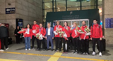 8 madalyalı Avrupa şampiyonu milli atıcılar, yurda döndü