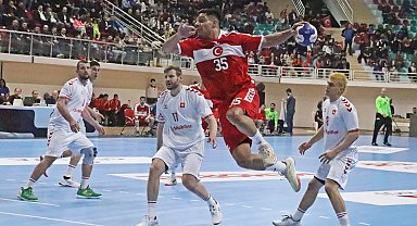 A Milli Hentbol Takımı, İsviçre'ye 38-34 mağlup oldu