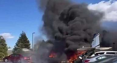 ABD'de kapısı açık havalanan küçük uçak düştü