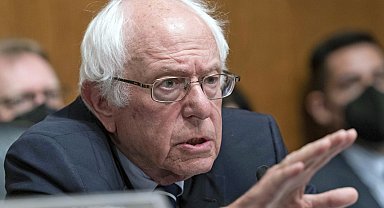 ABD'li Senatör Sanders'tan Zelenskiy'e destek mesajı