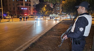 Adana'da 1936 polisle helikopter destekli asayiş uygulaması; aranması olan 106 kişi yakalandı