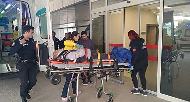 Ağaç budarken 10 metre yüksekten düşüp yaralandı