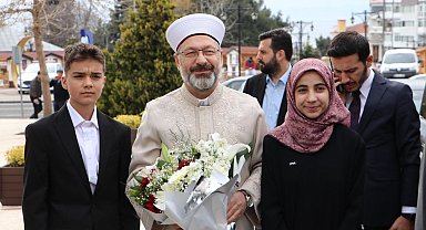 Ali Erbaş: Haçlıların bin sene önce yaptıkları işgali, katliamı bu sefer torunları yapıyor
