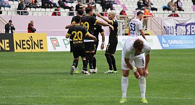 Aliağa lideri devirdi