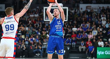 Anadolu Efes - Baskonia: 92-76