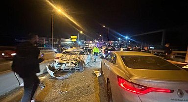 Ankara'da trafik uygulama noktasında 9 araç kazaya karıştı; 4 yaralı