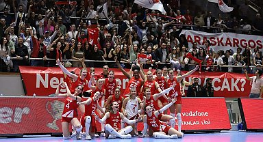 Aras Kargo voleybolda lige tutundu