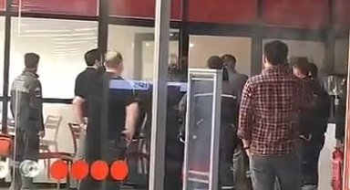 AVM'de yangın çıktı; 4 kişi dumandan etkilendi