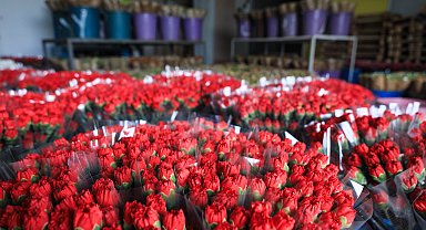Avrupalı kadınların çiçeği Antalya'dan