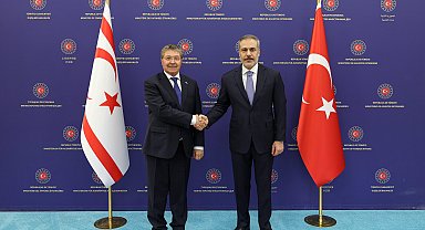 Bakan Fidan, KKTC Başbakanı Üstel ile görüştü